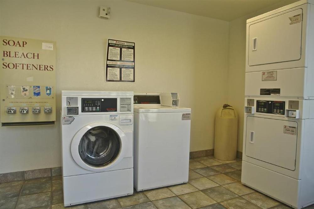 Econo Lodge Paducah West I-24 Amenities foto
